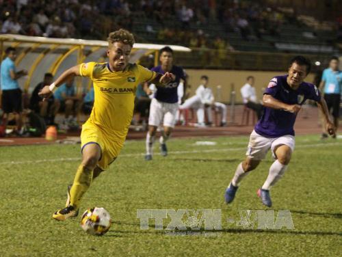 V.League 2017: Sông Lam Nghệ An thua Hà Nội FC với tỷ số 1 - 2